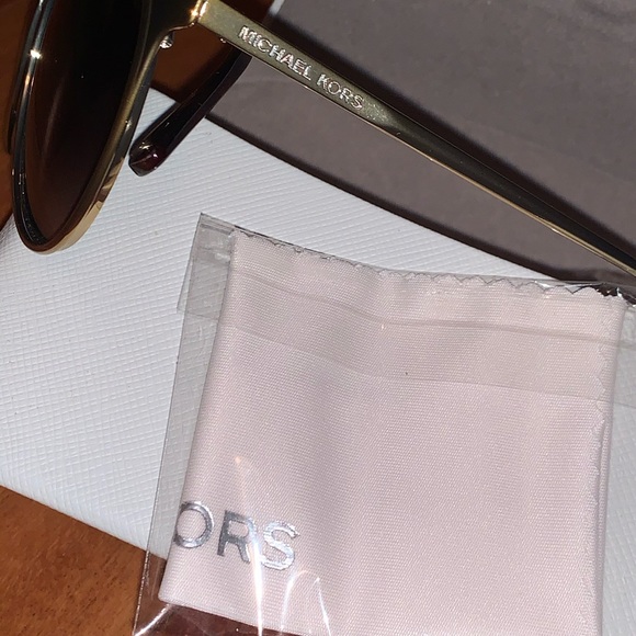 NWT Michael Kors Aviators - Picture 4 of 4